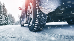 Car driving in the snow in Maryland