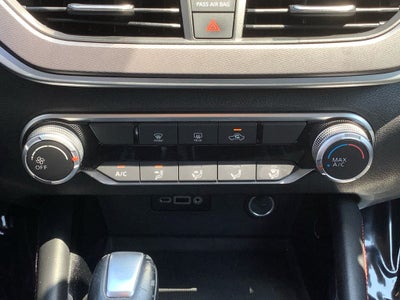 2025 Nissan Altima 2.5 SR