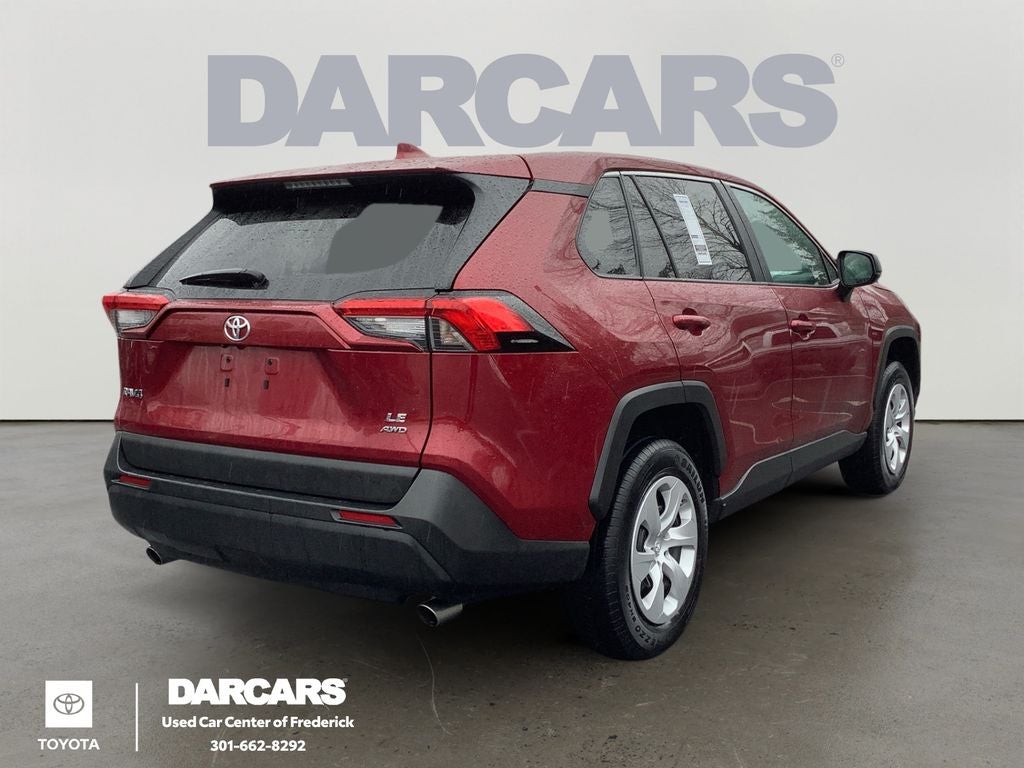 2024 Toyota RAV4 LE