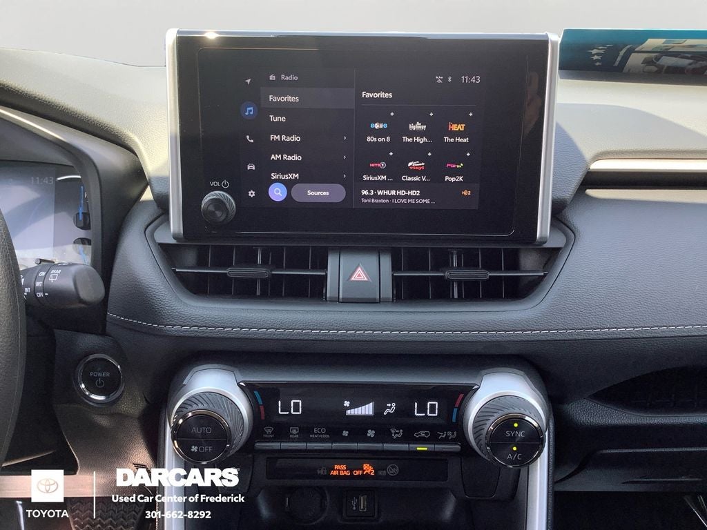 2025 Toyota RAV4 Hybrid XLE