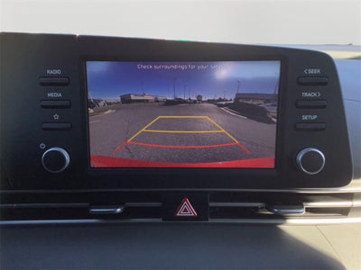 2023 Hyundai Elantra SE