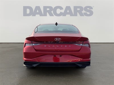 2023 Hyundai Elantra SE