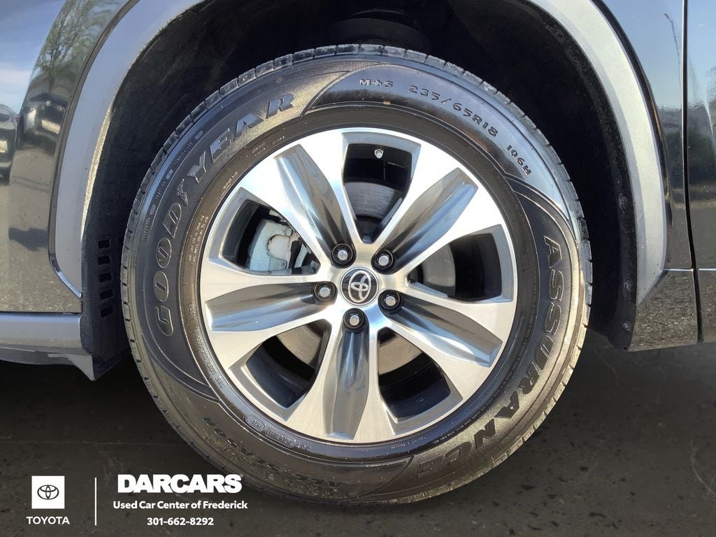 2023 Toyota Highlander XLE