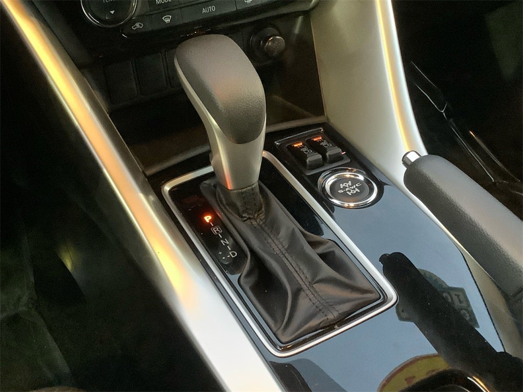 2024 Mitsubishi Eclipse Cross LE