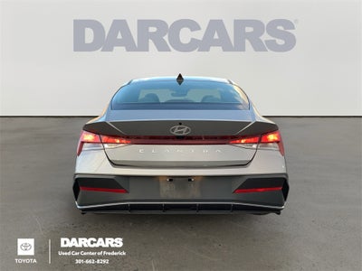 2024 Hyundai Elantra SEL