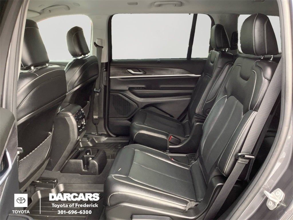 2023 Jeep Grand Cherokee L Black Appearance Pkg Limited