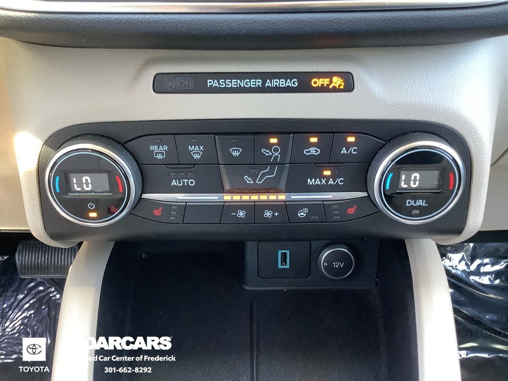 2020 Ford Escape Hybrid Titanium