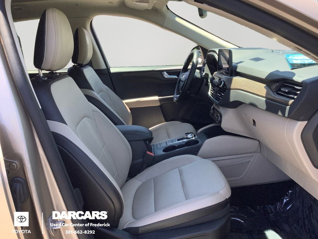 2020 Ford Escape Hybrid Titanium