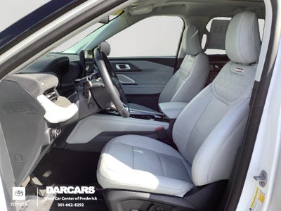 2025 Ford Explorer Platinum