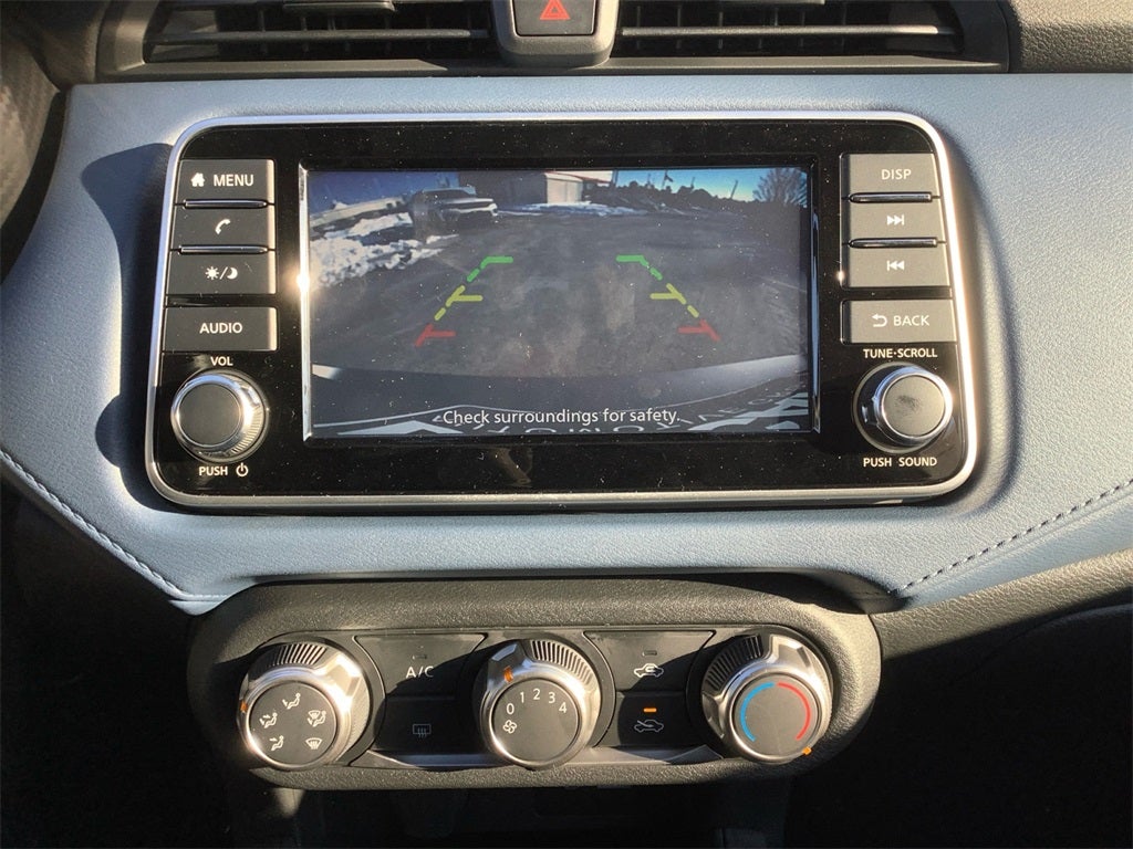 2025 Nissan Versa 1.6 SV