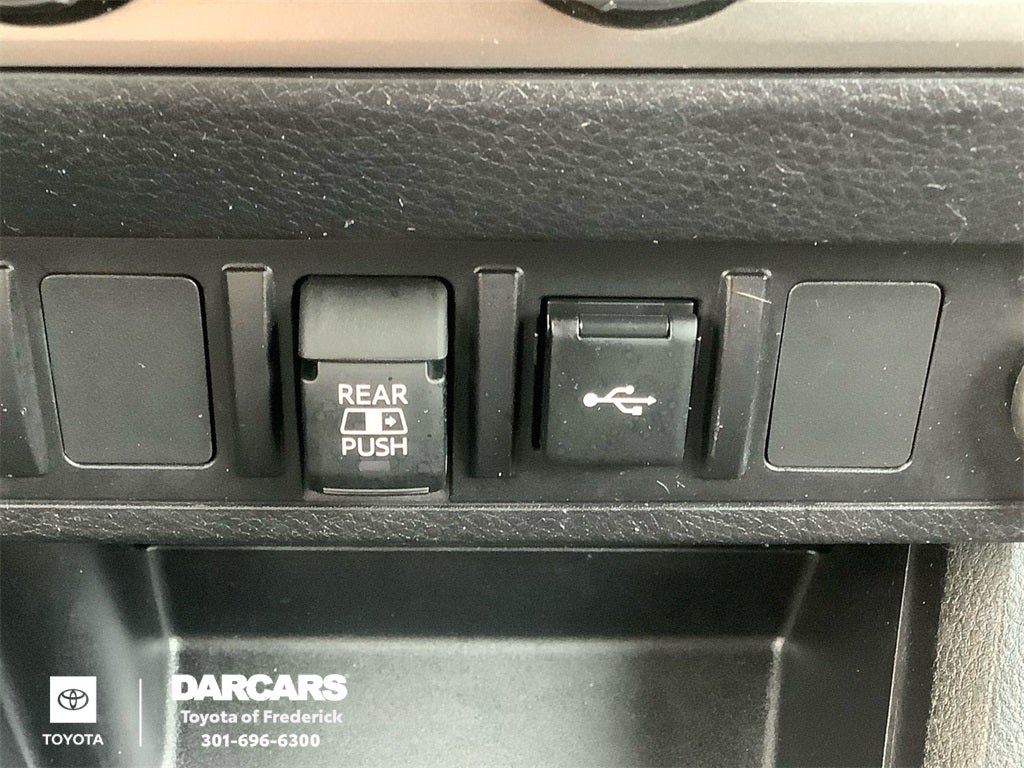 2022 Toyota Tacoma SR5 V6