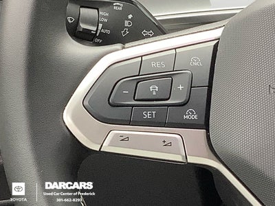 2025 Volkswagen Tiguan 2.0T SE