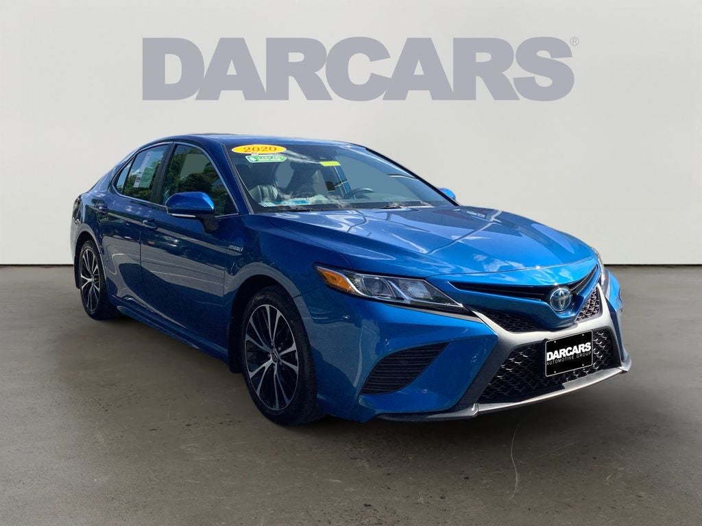 2020 Toyota Camry Hybrid SE
