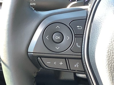 2020 Toyota Camry Hybrid SE
