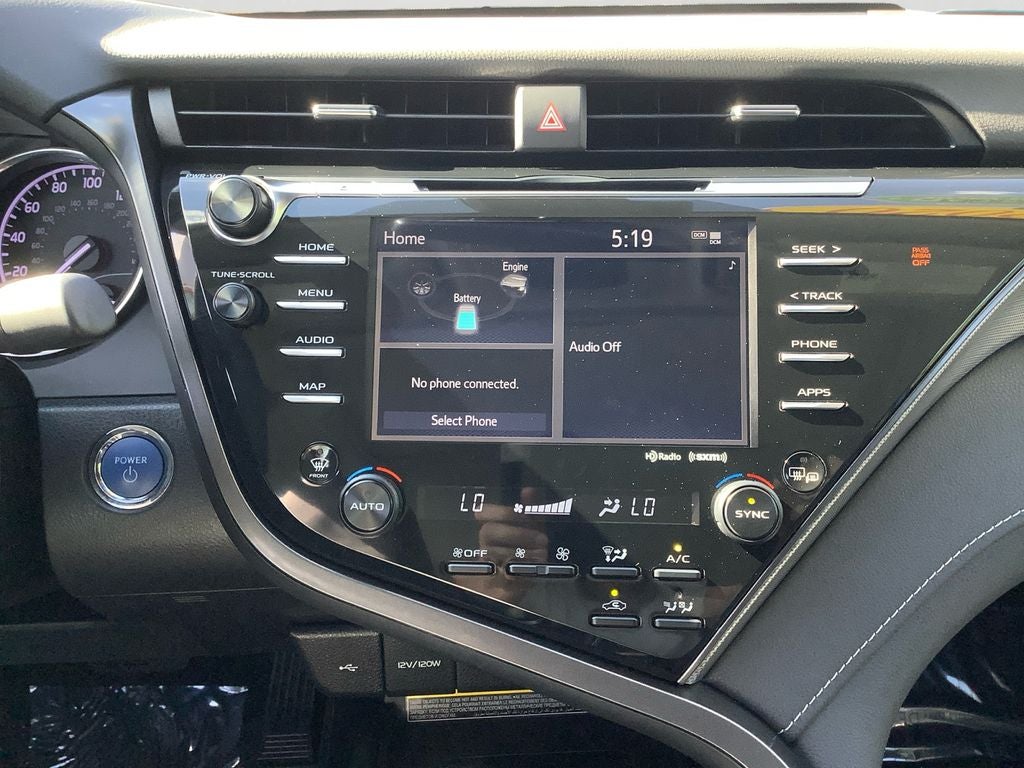 2020 Toyota Camry Hybrid SE