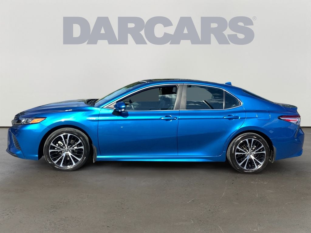 2020 Toyota Camry Hybrid SE