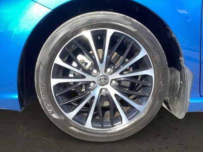2020 Toyota Camry Hybrid SE