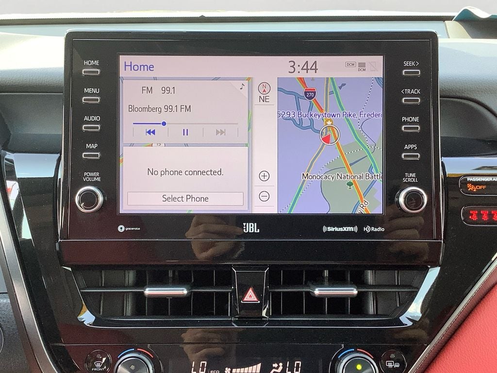 2022 Toyota Camry Hybrid XSE