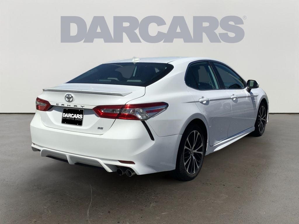 2020 Toyota Camry SE