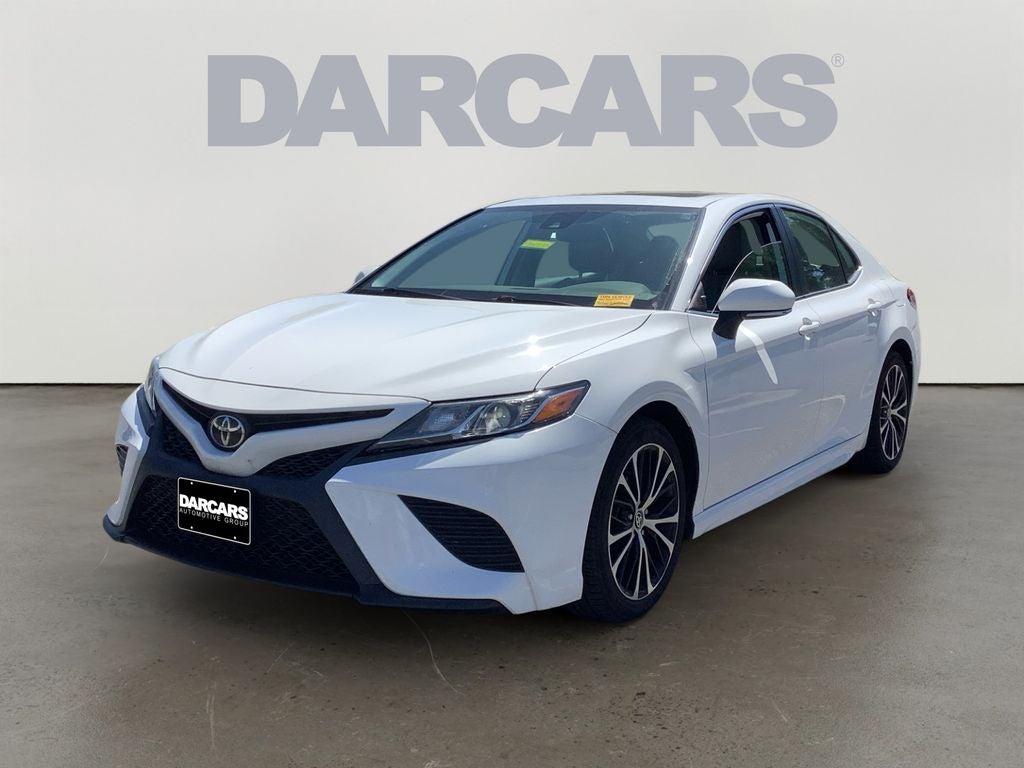 2020 Toyota Camry SE