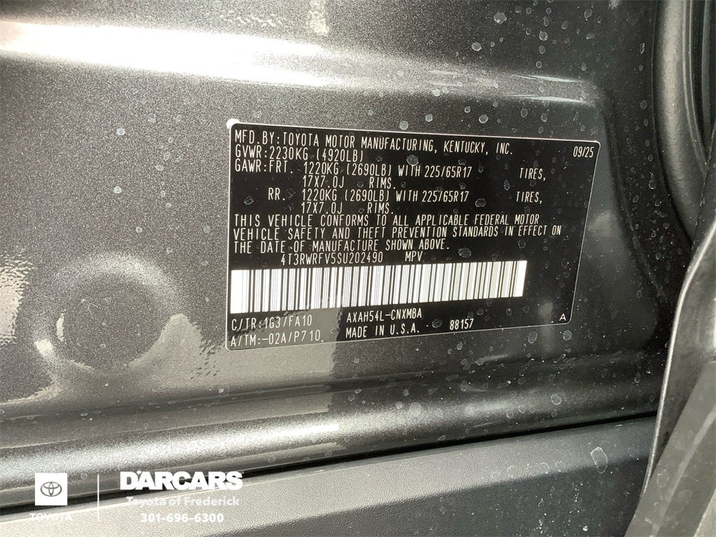 2025 Toyota RAV4 Hybrid XLE