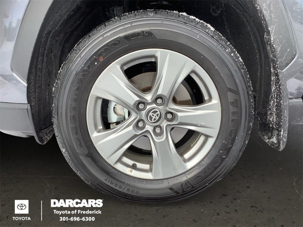 2025 Toyota RAV4 Hybrid XLE