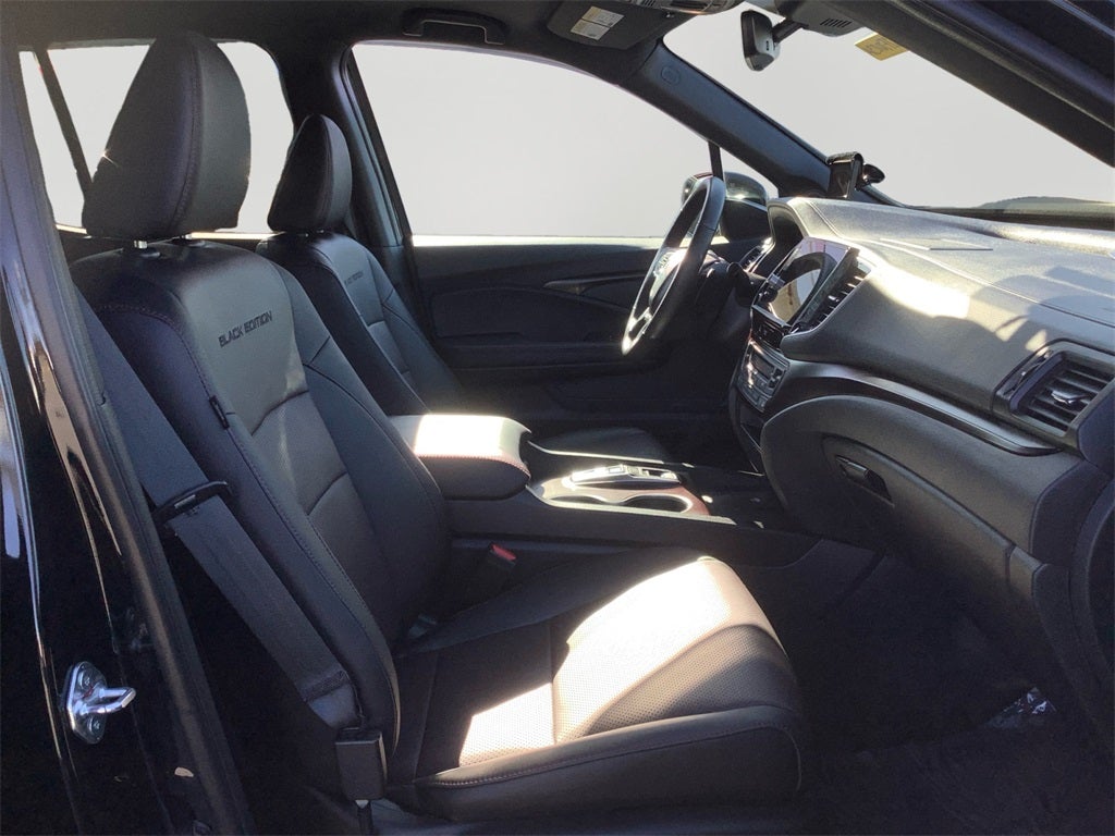 2025 Honda Ridgeline Black Edition