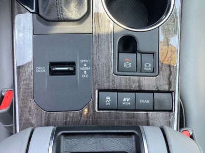 2021 Toyota Highlander Hybrid Platinum