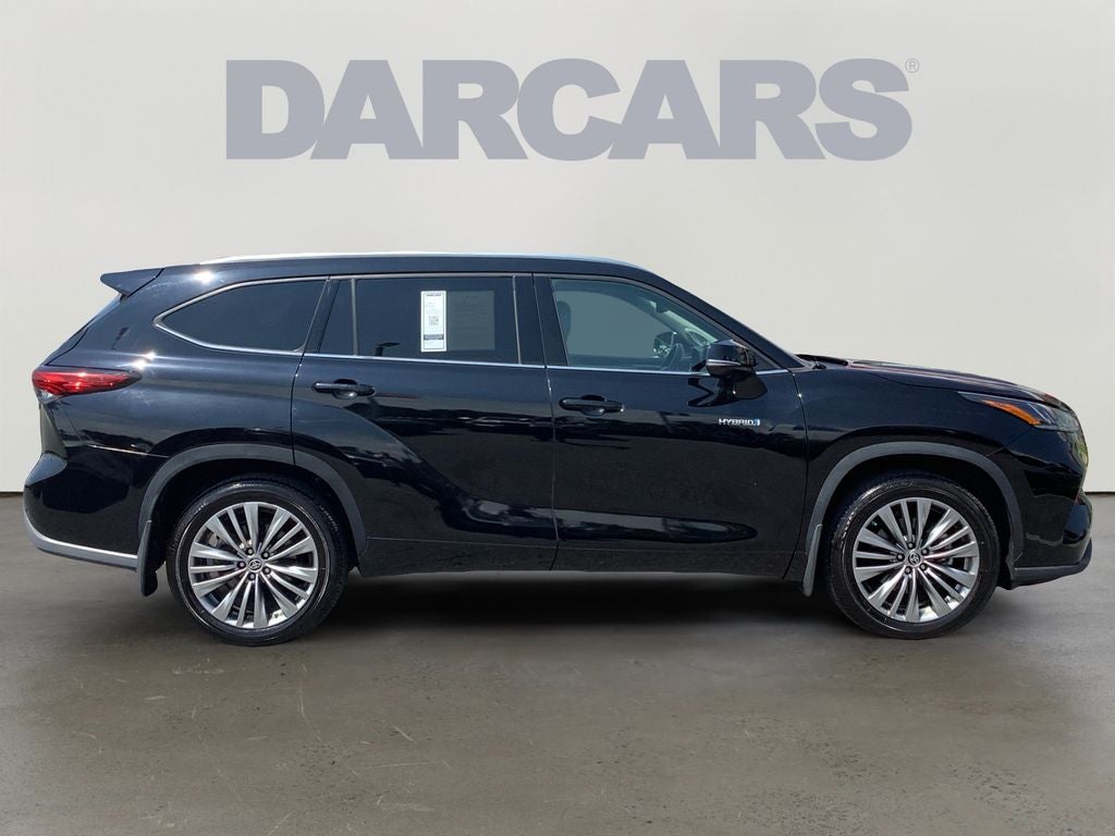 2021 Toyota Highlander Hybrid Platinum