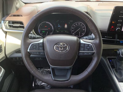 2023 Toyota Sienna Platinum 7 Passenger