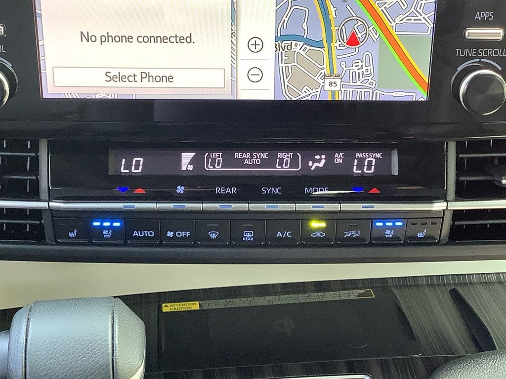 2023 Toyota Sienna Platinum 7 Passenger