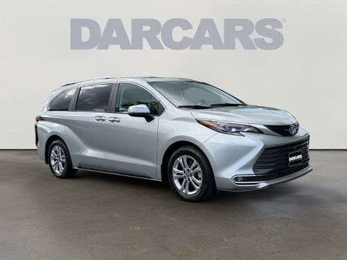 2024 Toyota Sienna Platinum 7 Passenger