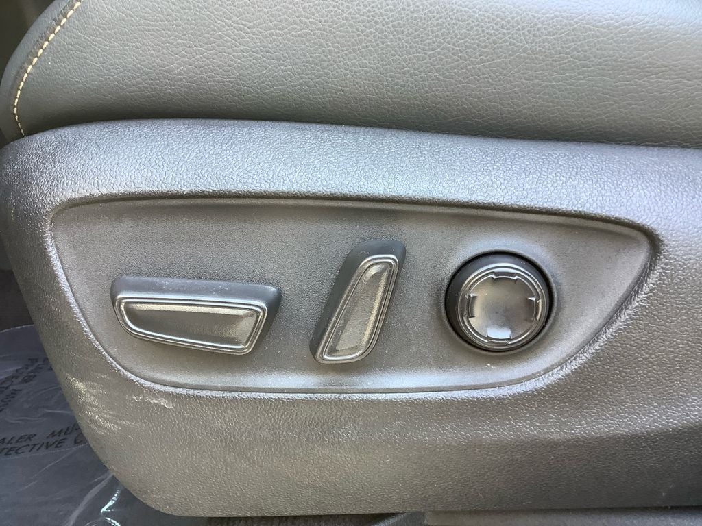 2025 Toyota Sienna Platinum 7 Passenger