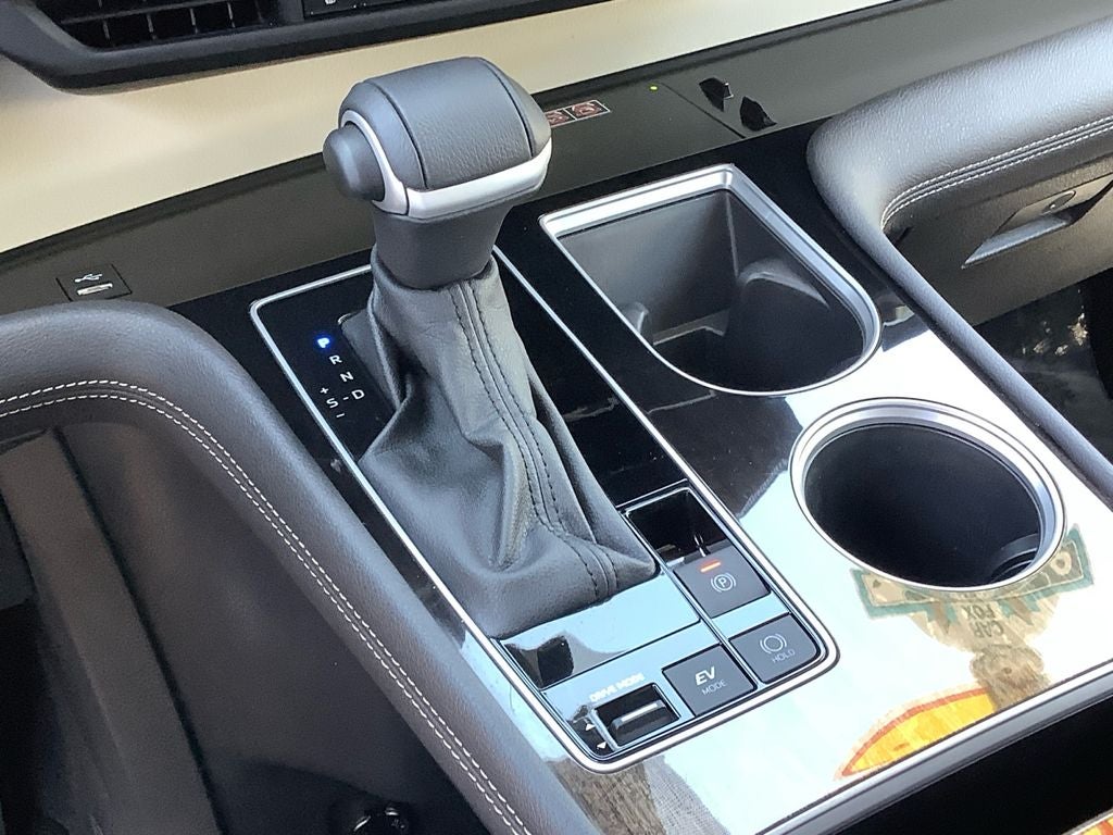 2025 Toyota Sienna Platinum 7 Passenger