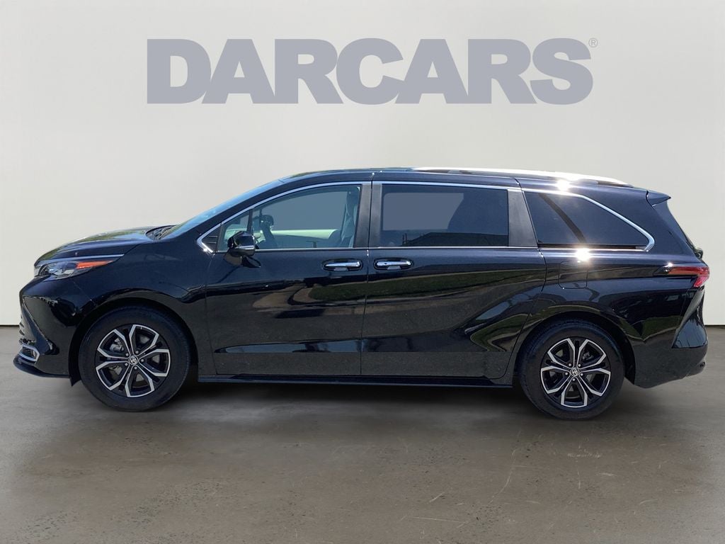 2025 Toyota Sienna Platinum 7 Passenger