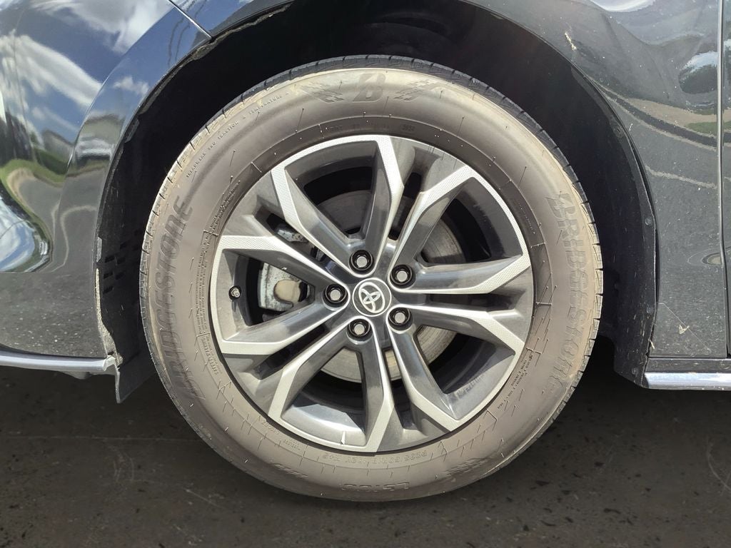 2025 Toyota Sienna Platinum 7 Passenger