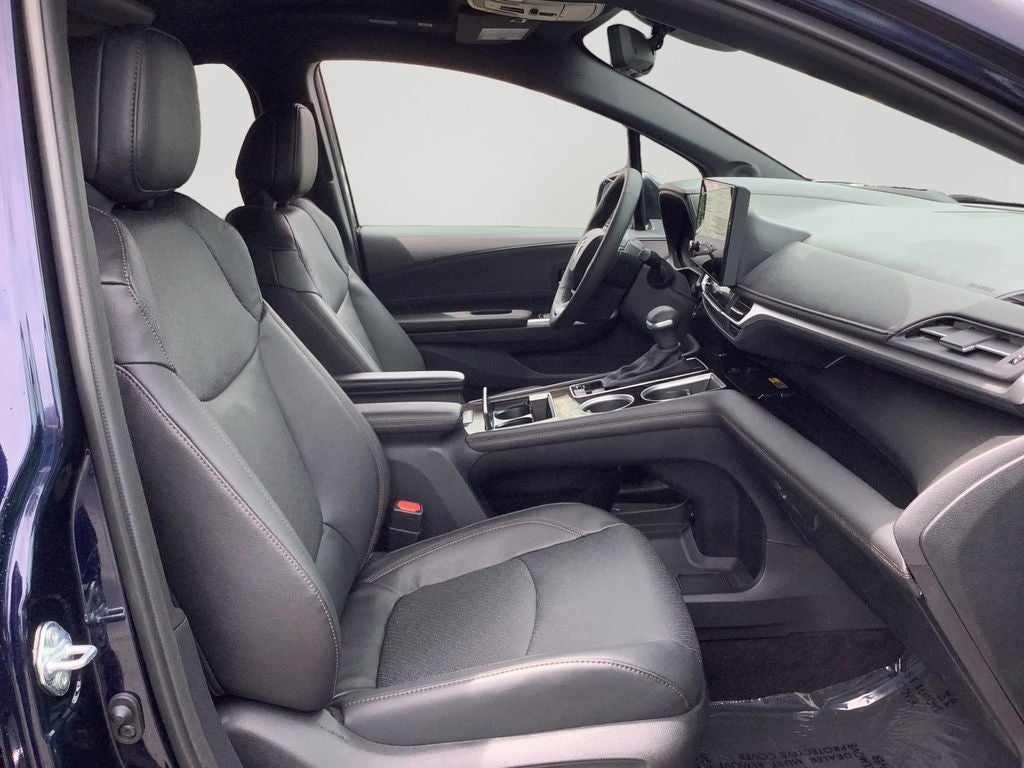 2025 Toyota Sienna Platinum 7 Passenger
