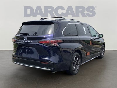 2025 Toyota Sienna Platinum 7 Passenger