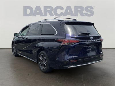 2025 Toyota Sienna Platinum 7 Passenger