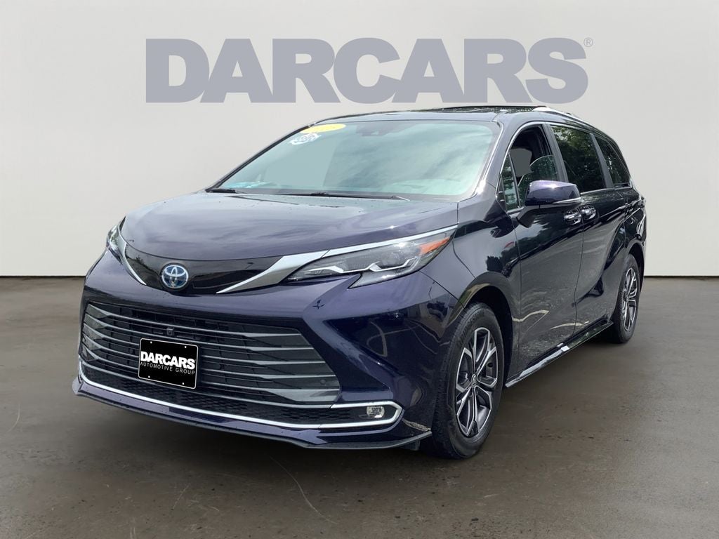 2025 Toyota Sienna Platinum 7 Passenger