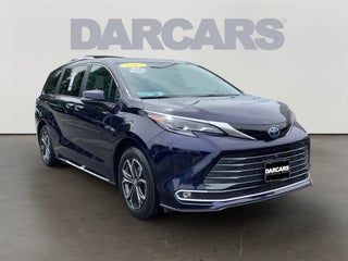 2025 Toyota Sienna Platinum 7 Passenger