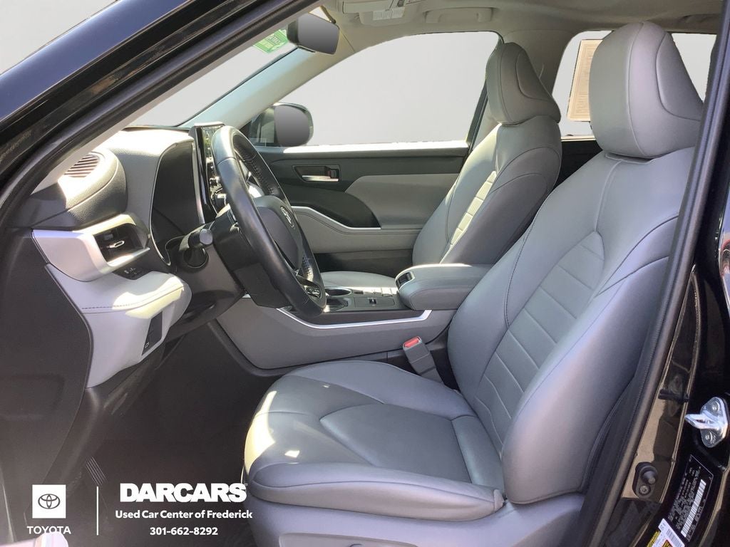 2021 Toyota Highlander Hybrid XLE