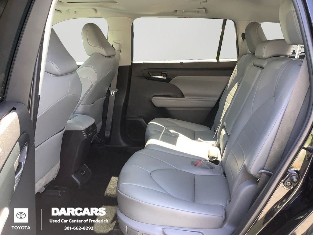 2021 Toyota Highlander Hybrid XLE
