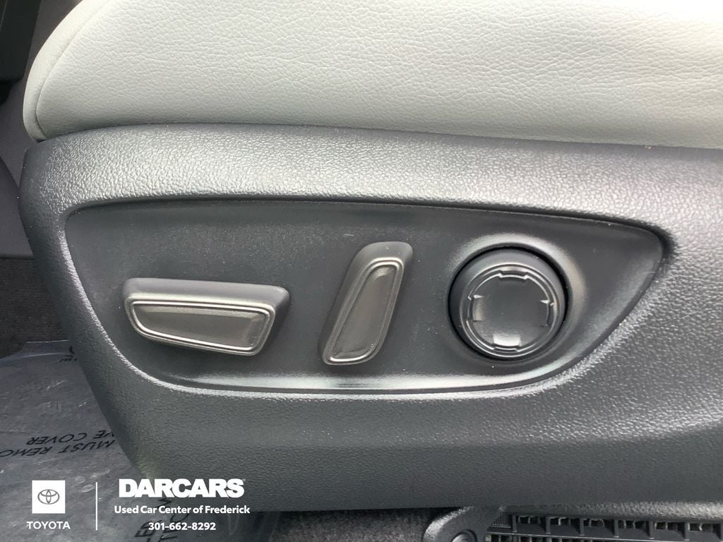2023 Toyota Sienna XLE 7 Passenger