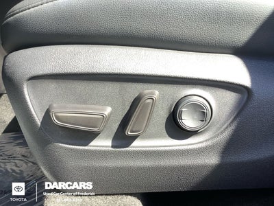 2024 Toyota Highlander Hybrid XLE