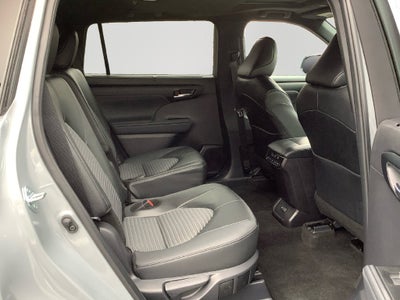 2025 Toyota Highlander XSE