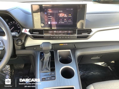 2025 Toyota Sienna LE 8 Passenger