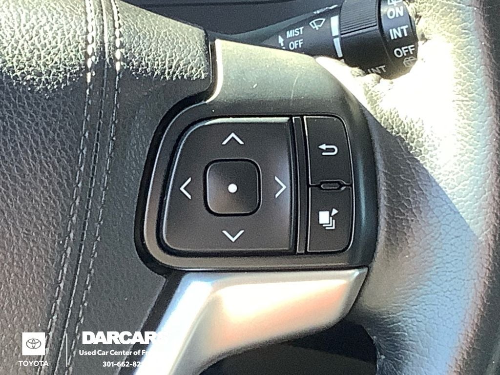 2016 Toyota Sienna SE Premium 8 Passenger