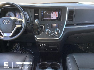 2016 Toyota Sienna SE Premium 8 Passenger