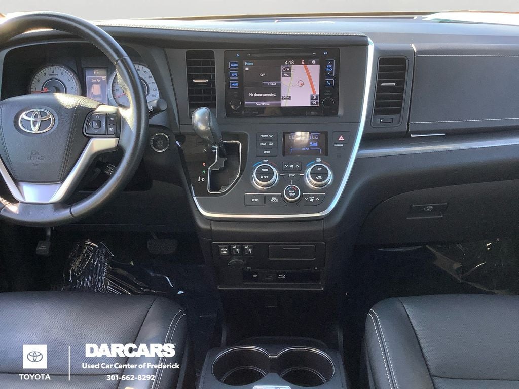 2016 Toyota Sienna SE Premium 8 Passenger
